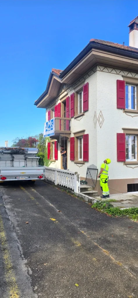 Gerüstaufbau an historischem Wohnhaus, MO Gerüstbau
